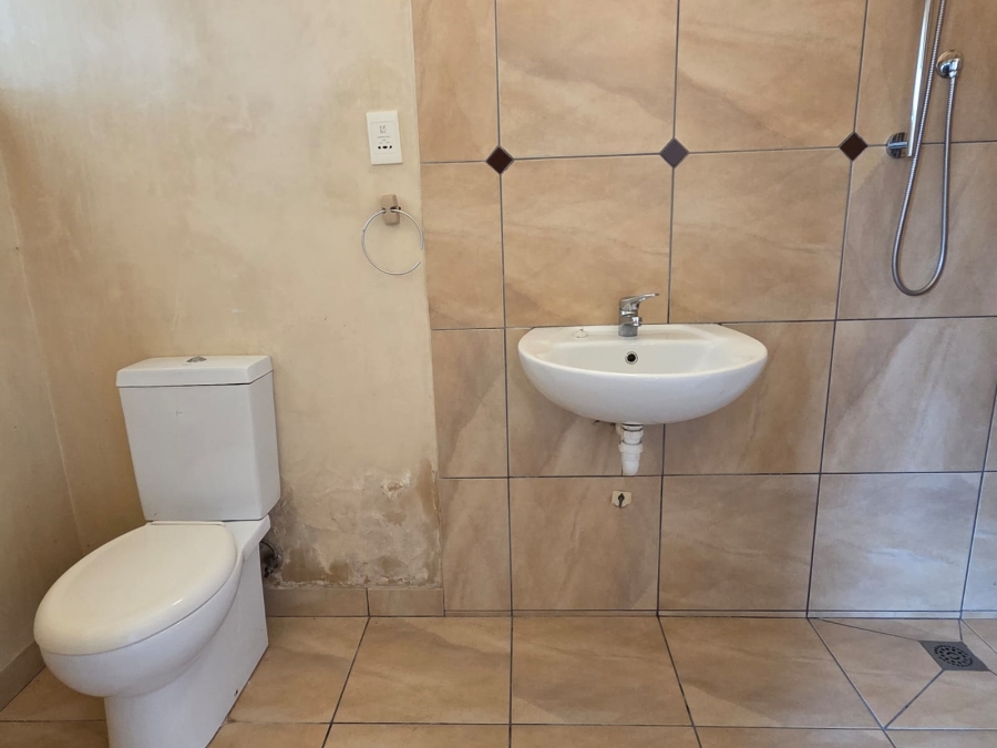 2 Bedroom Property for Sale in Kleinmond Western Cape